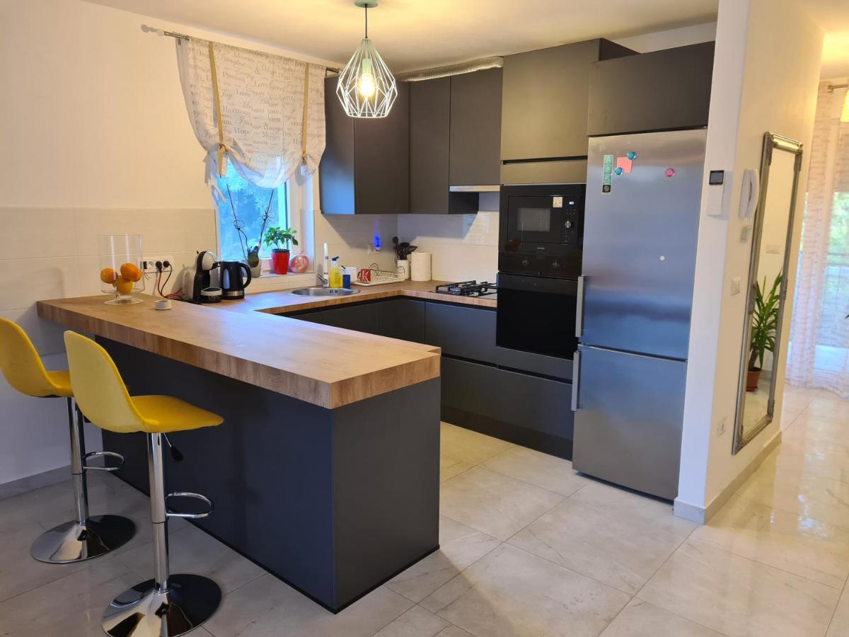 Studio Apartment Doris Πόρετς Εξωτερικό φωτογραφία