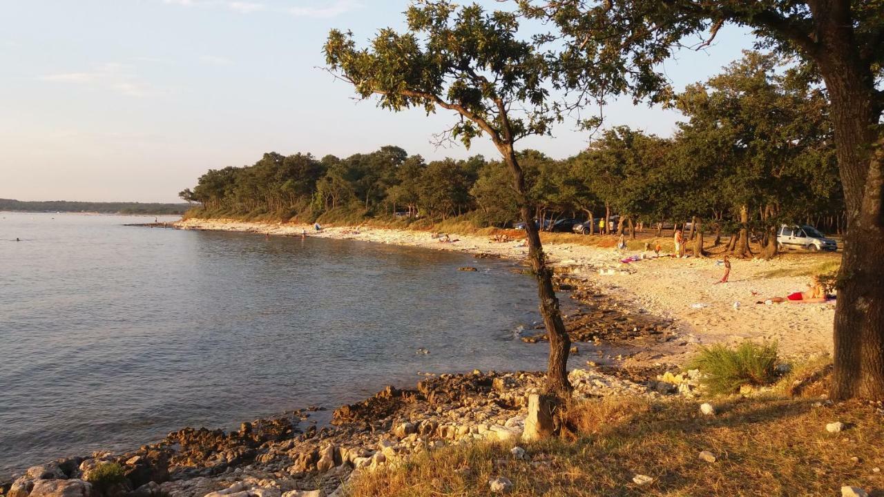 Studio Apartment Doris Πόρετς Εξωτερικό φωτογραφία